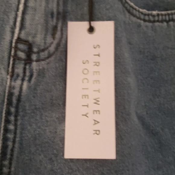 Streetwear Society Embroidered Jogger Mom High Rise Jeans, Size 1 - Picture 3 of 9